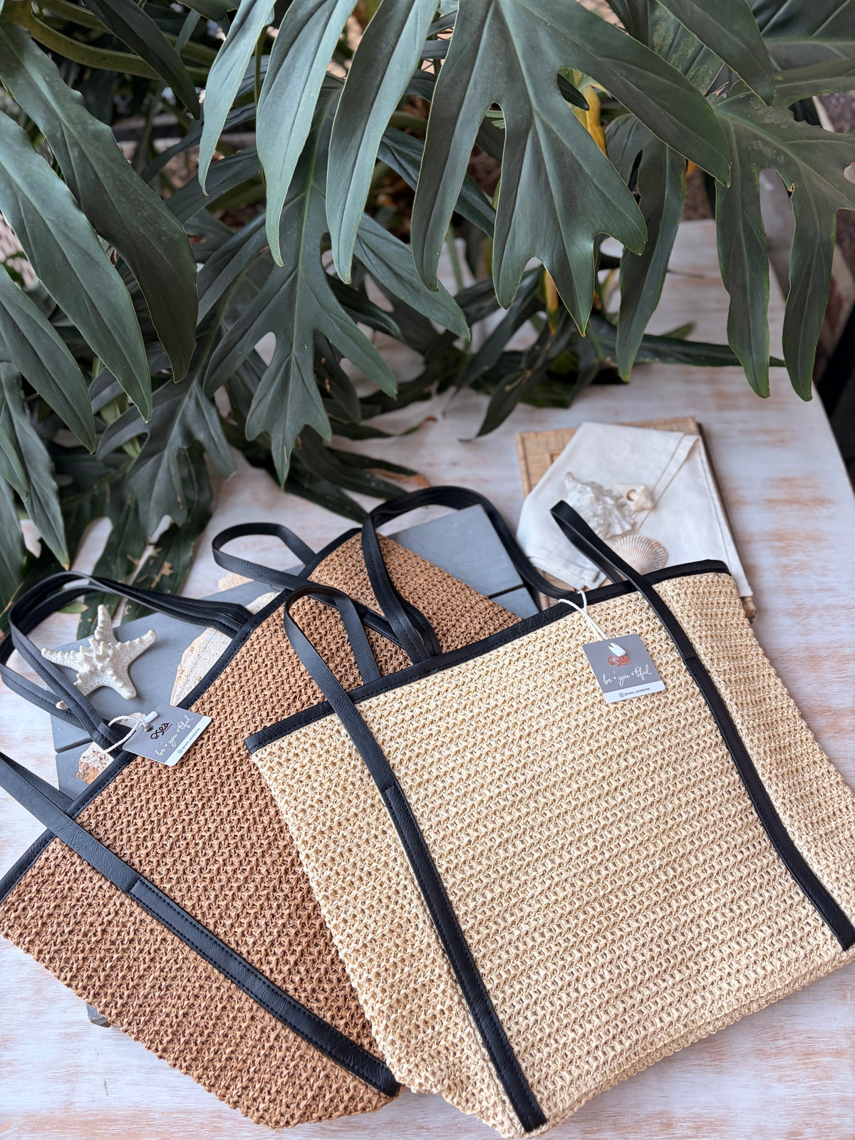 Bolso fique sintético con fondo plano