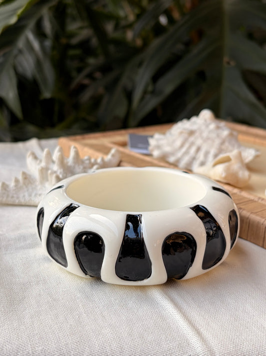 Maxi pulsera en resina efecto africano