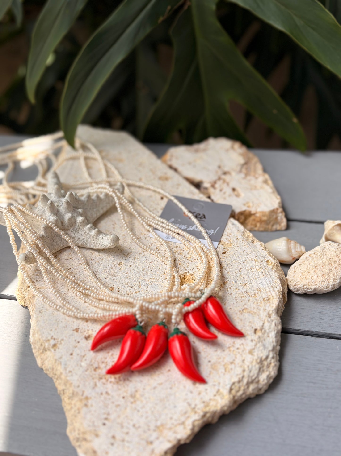 Collar largo mostacillas dije pimiento