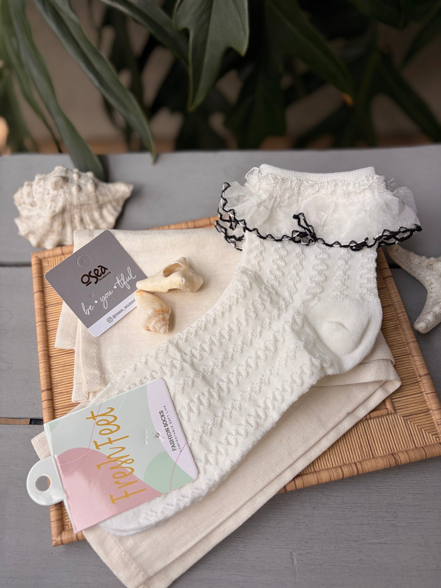 Medias coquette con borde