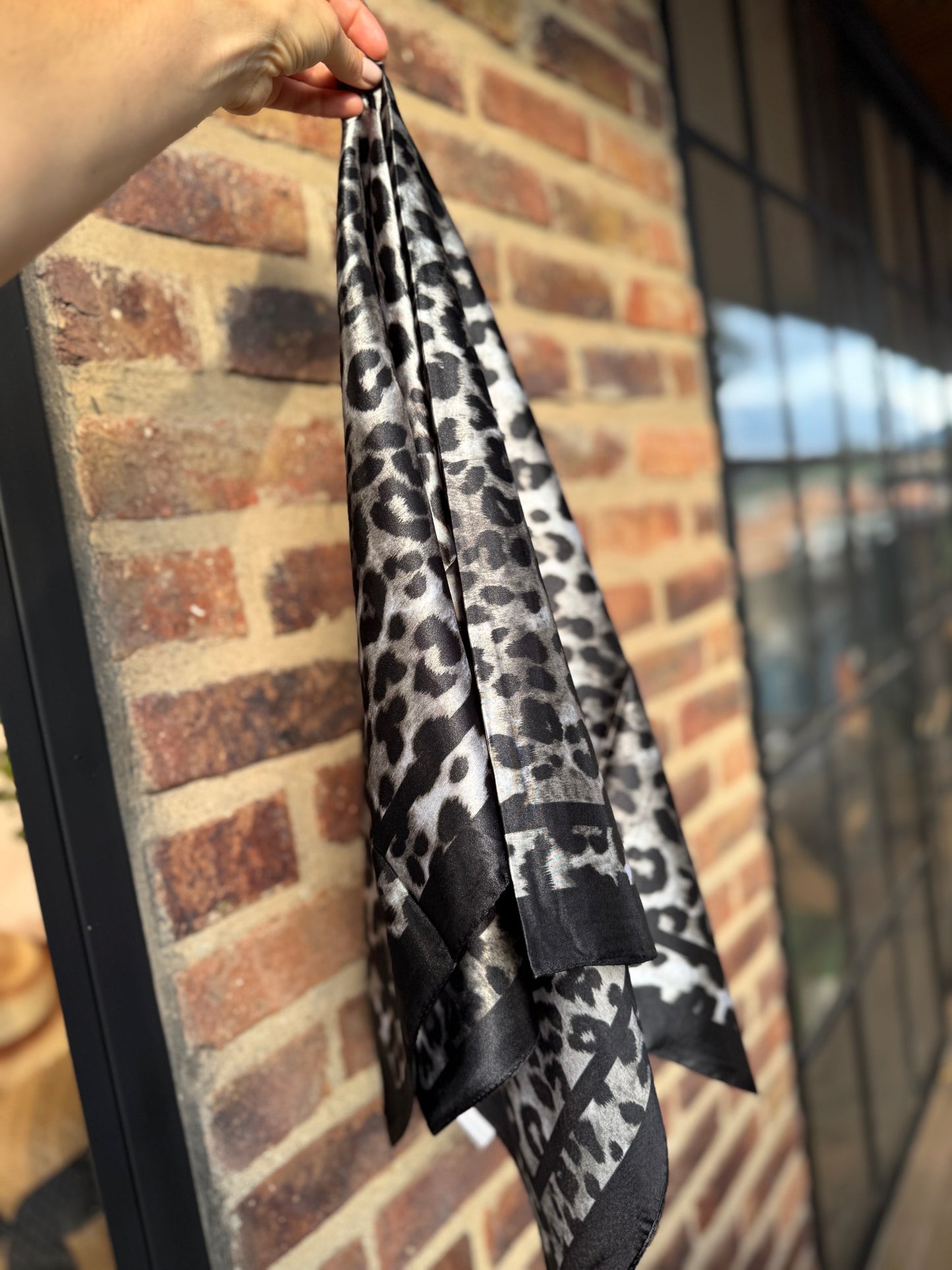 Pañoleta satinada 90x90