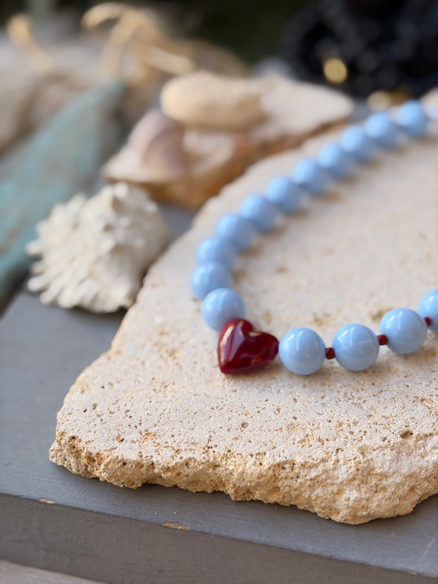 Collar bolas azules dije corazón degradé