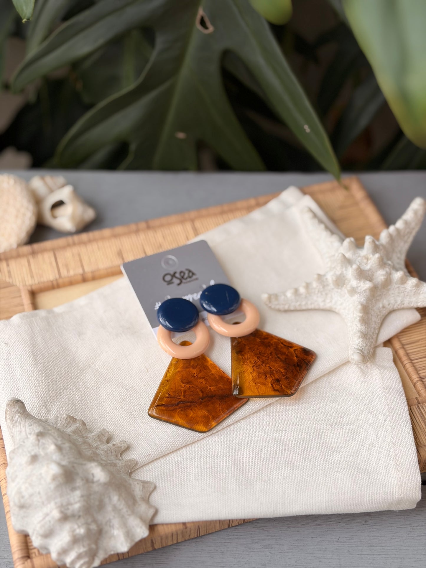 Aretes geométricos en resina