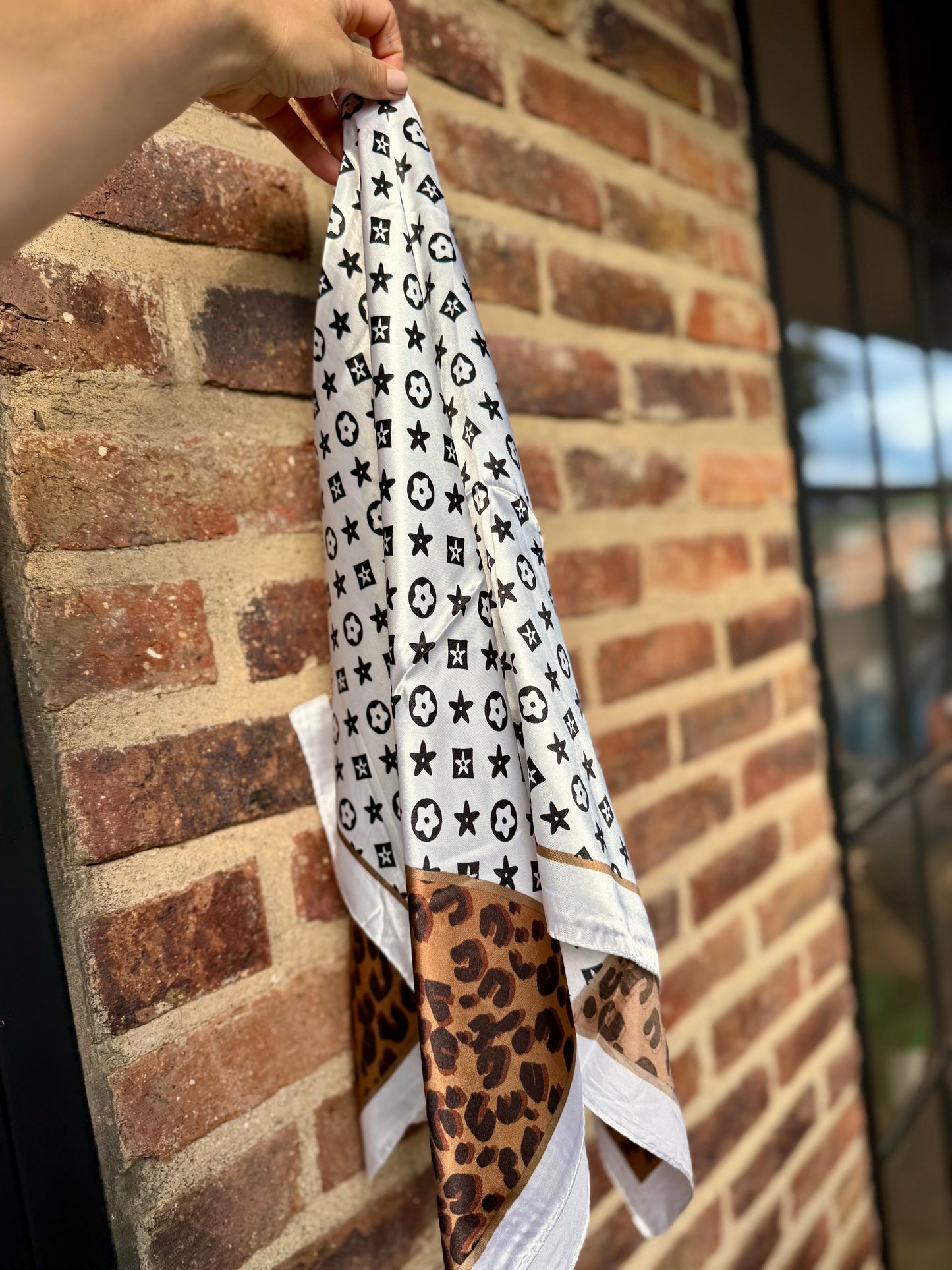 Pañoleta satinada 90x90