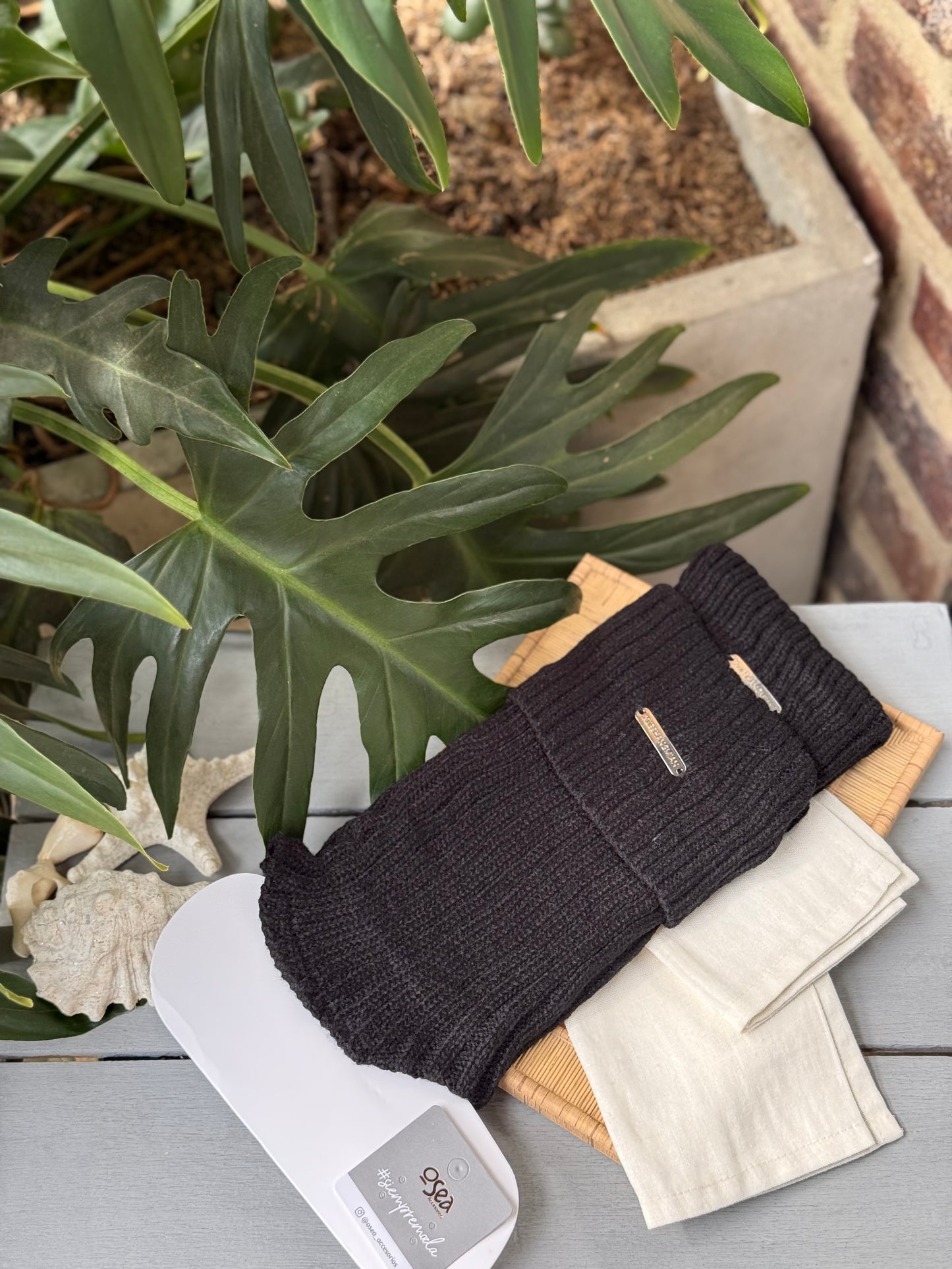 Medias acanaladas con placa