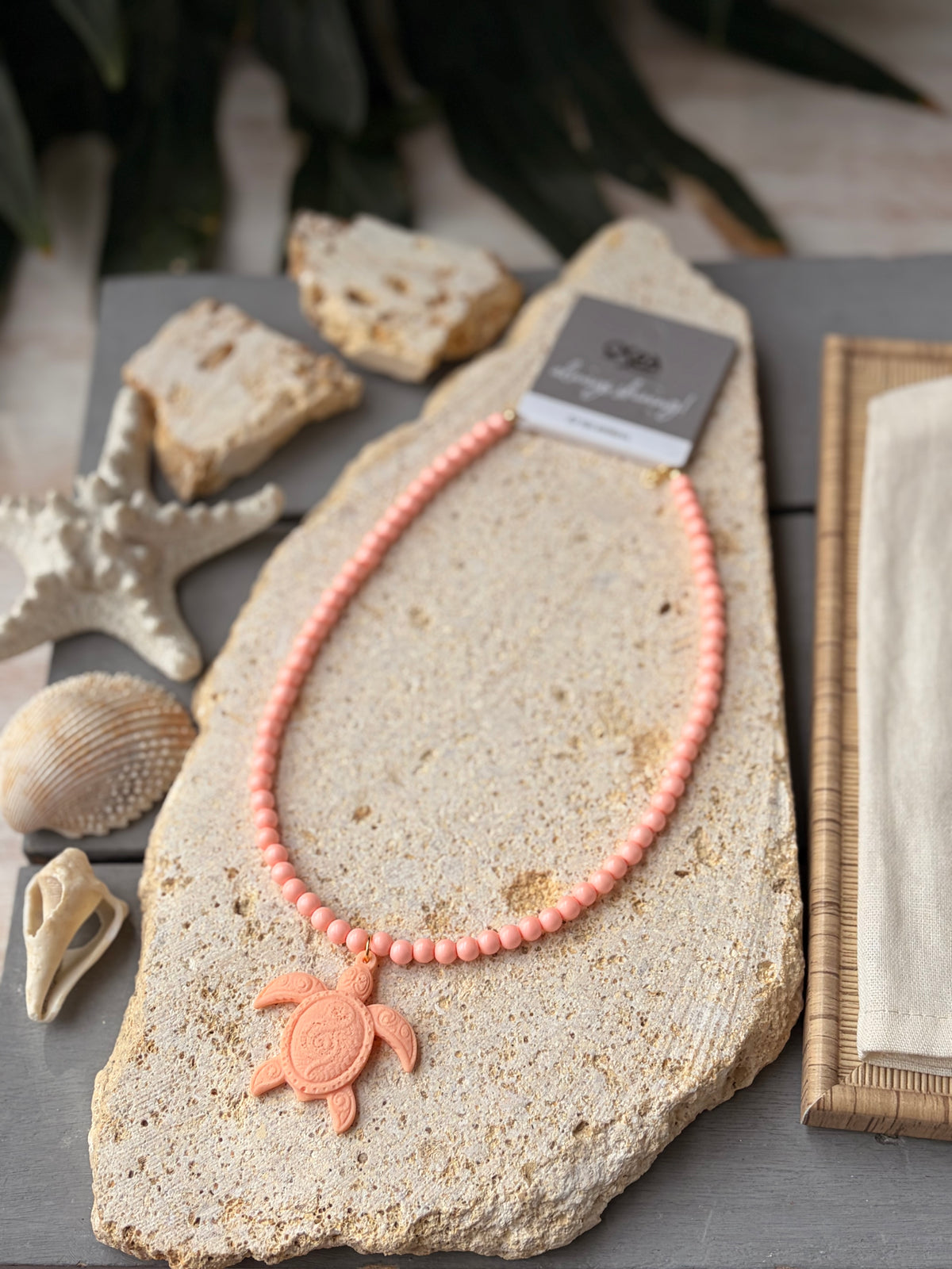 Collar corto mandarina dije tortuga
