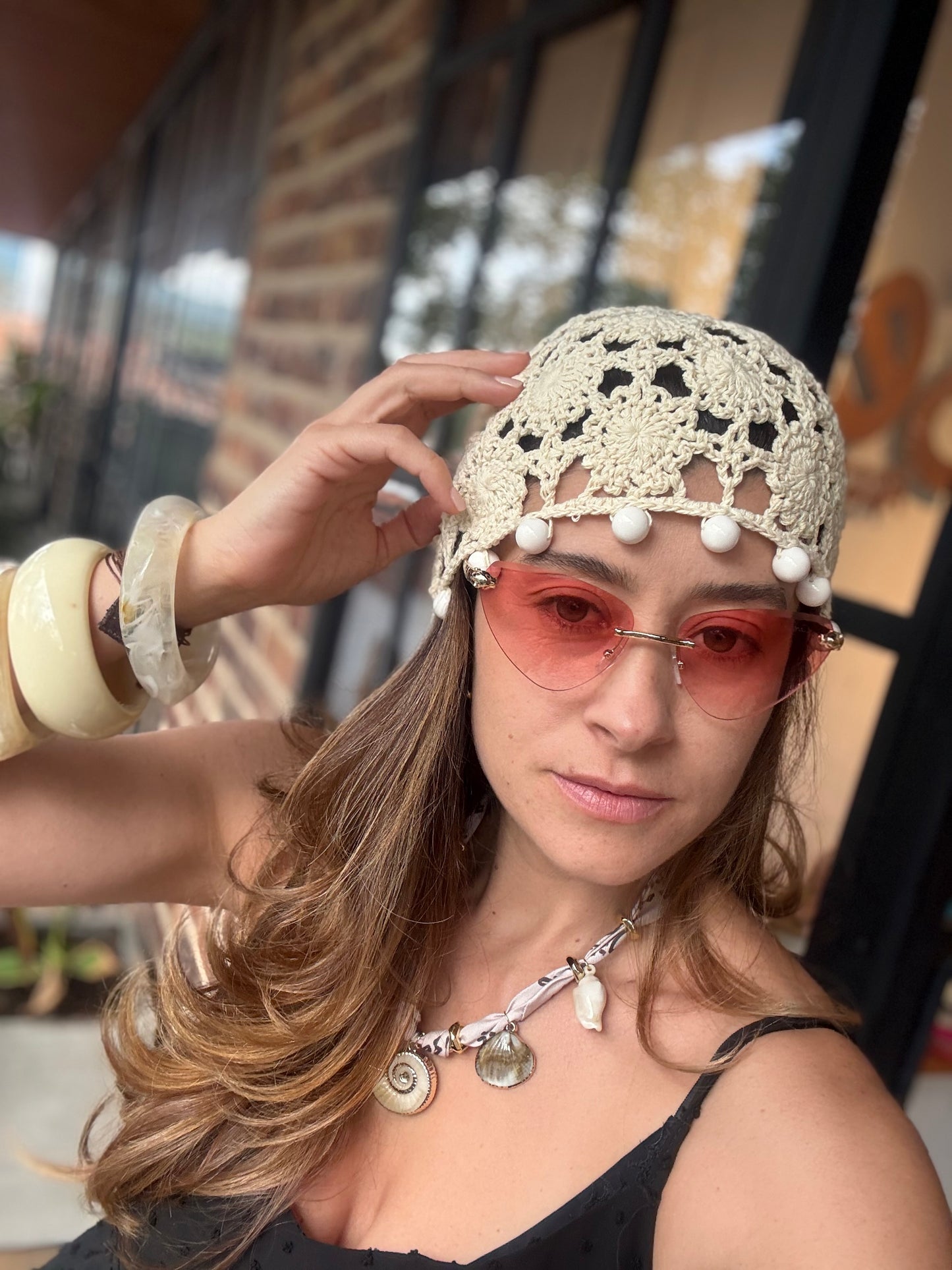 Gorro croché con bolas