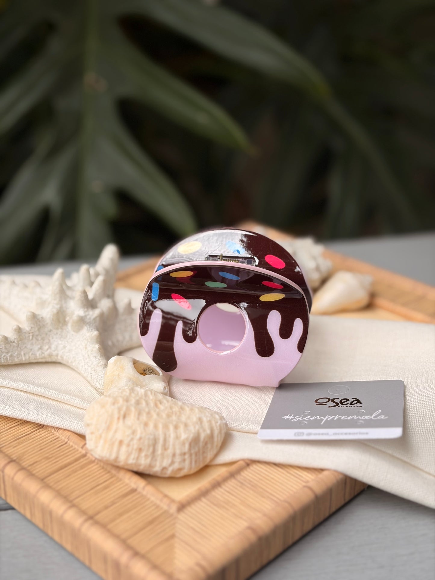 Caimán hair clip en forma de dona