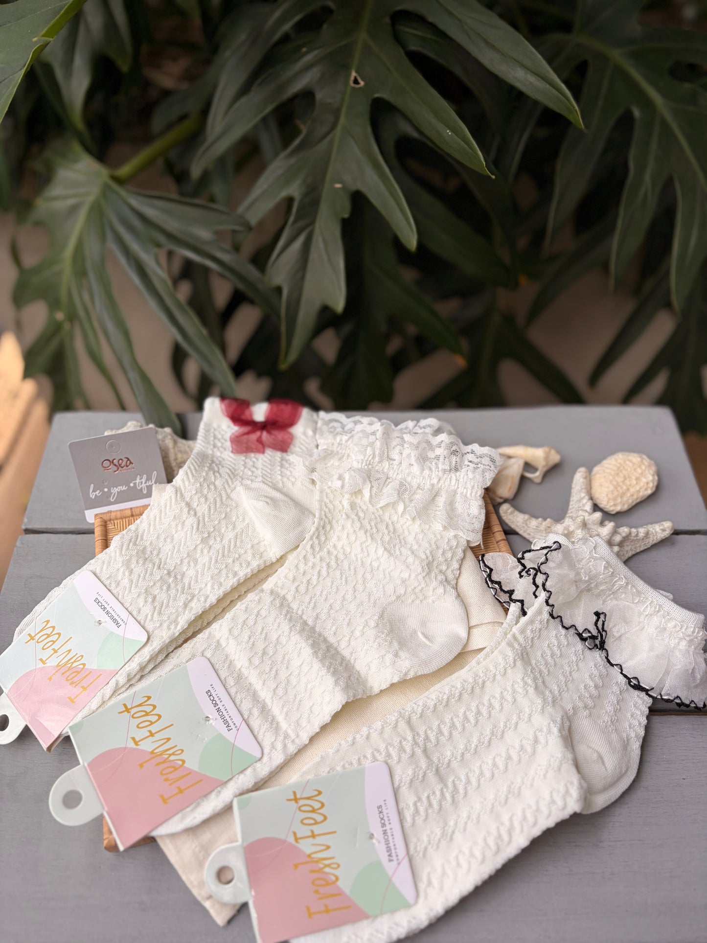 Medias coquette con borde