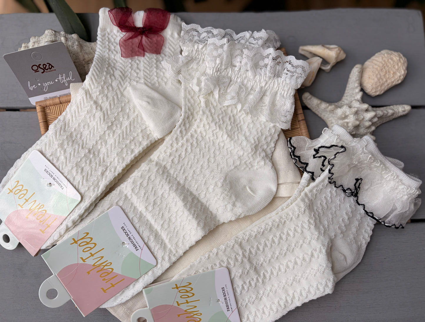 Medias coquette con borde