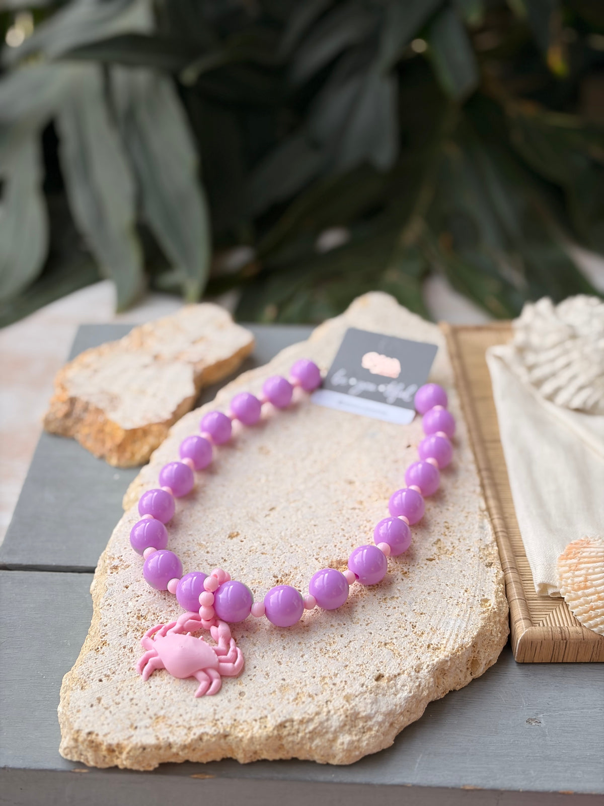 Collar bolas lila dije cangrejo 3D