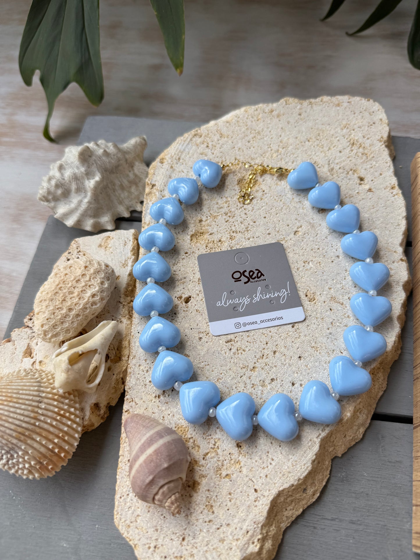 Collar corazones pasta