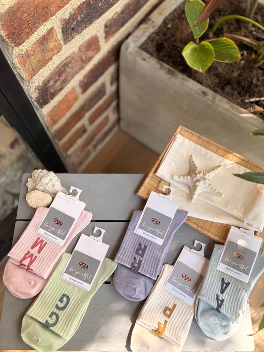 Medias en colores pastel