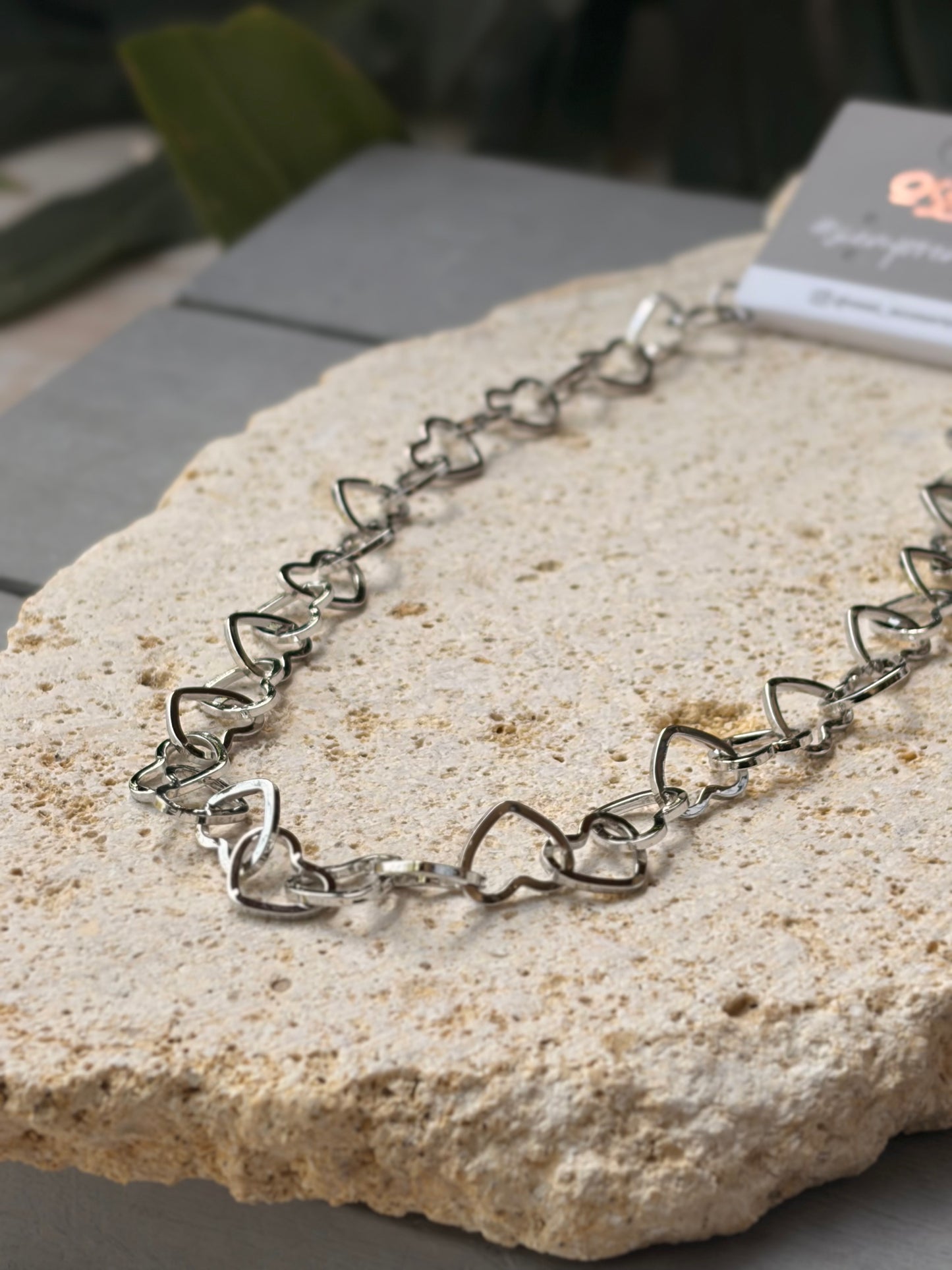 Cadena rodinada eslabones corazones