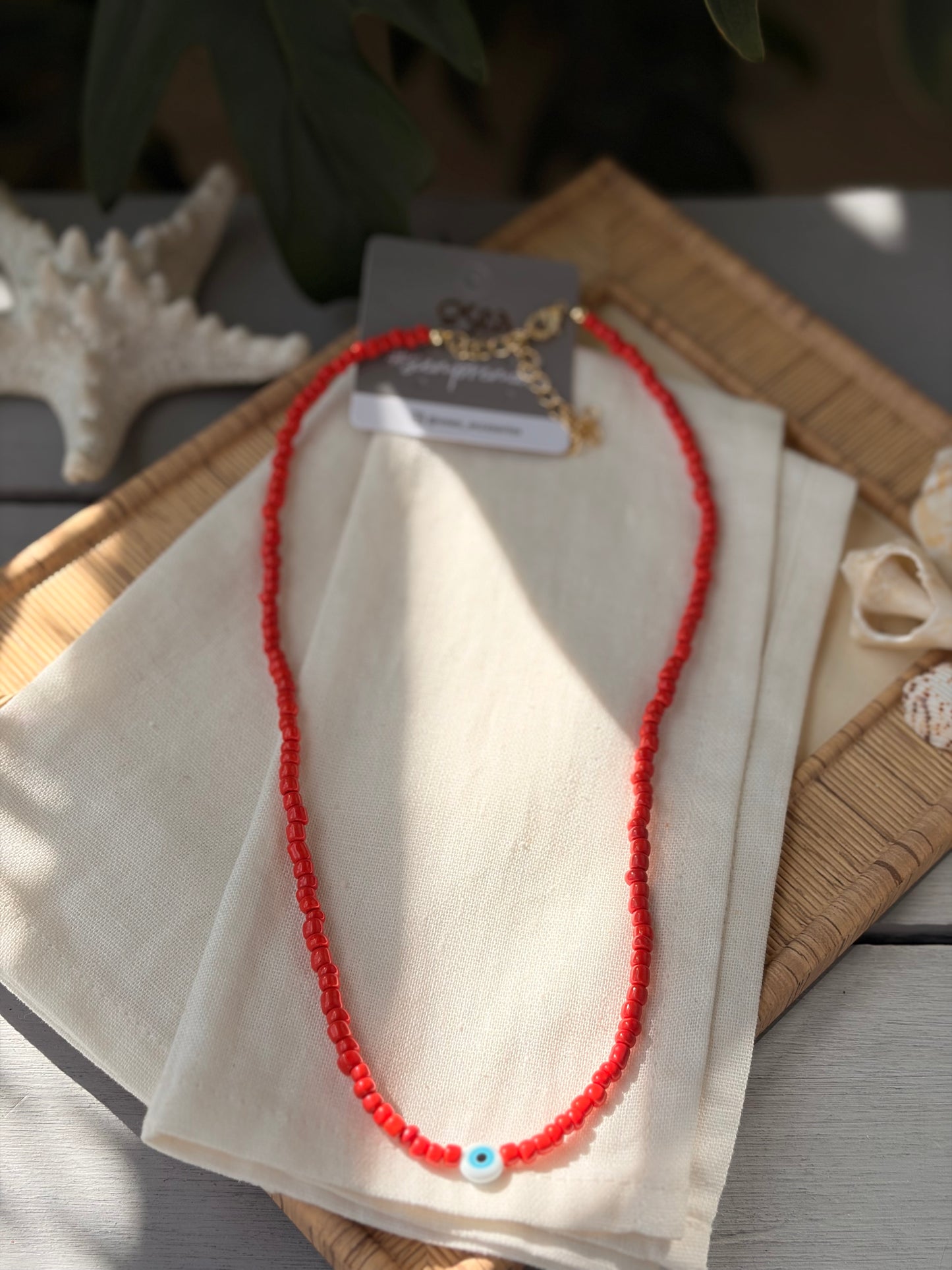 Collar mostacilla mediana roja dije ojo