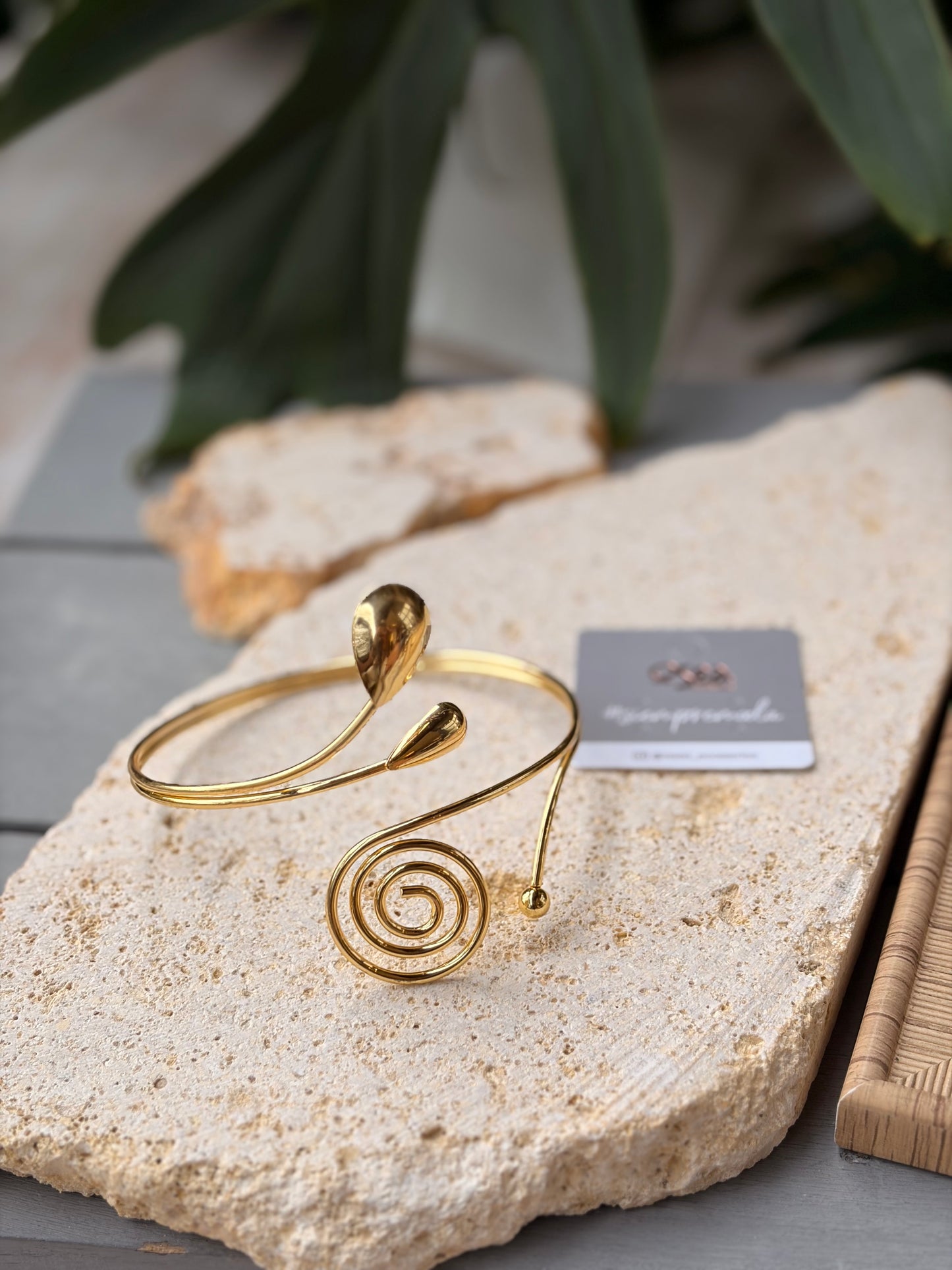 Brazalete rodinado formas