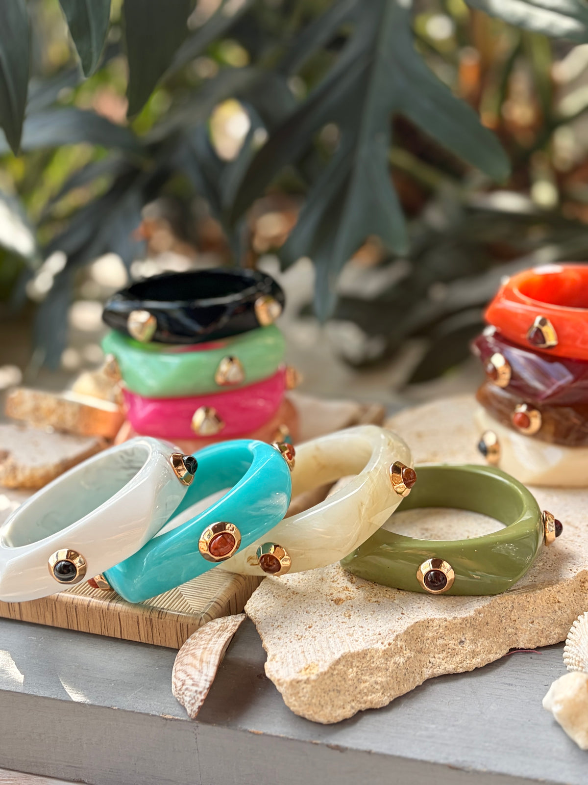 Pulsera en resina degradé con piedras