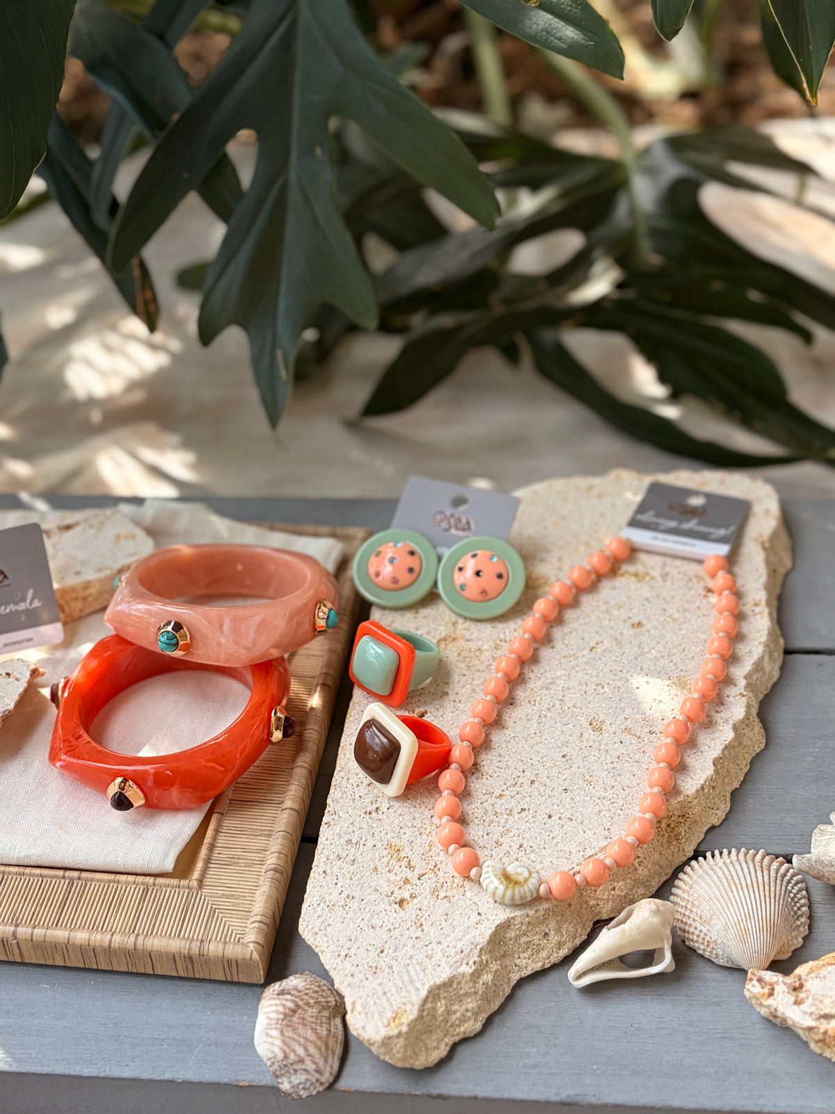 Pulsera en resina degradé con piedras