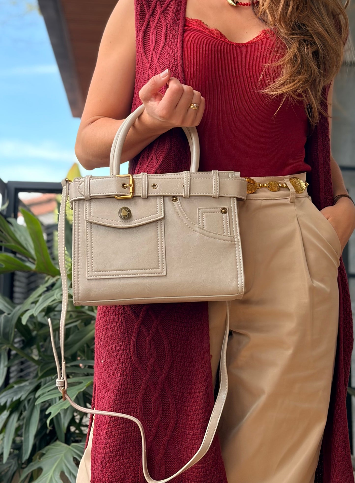 Bolso tipo cuero costura pantalón