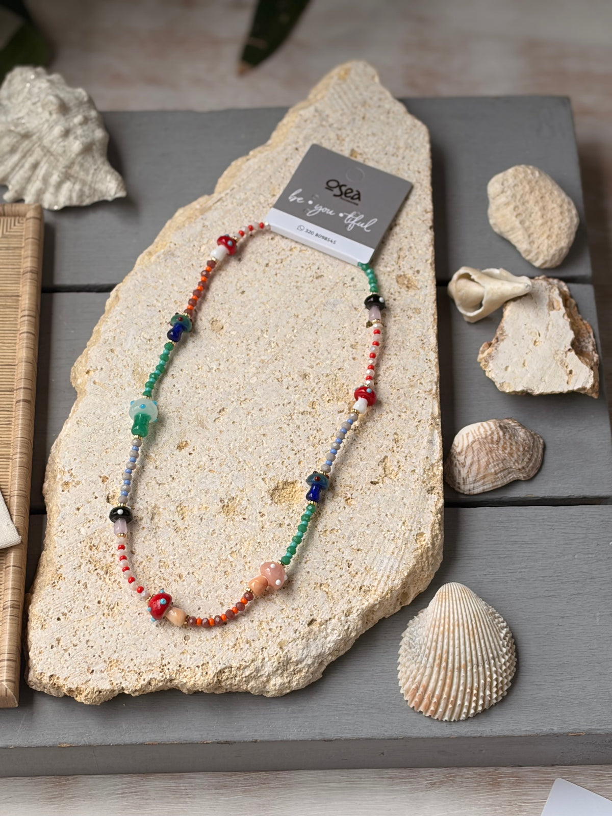 Collar piedras tipo murano dijes hongos