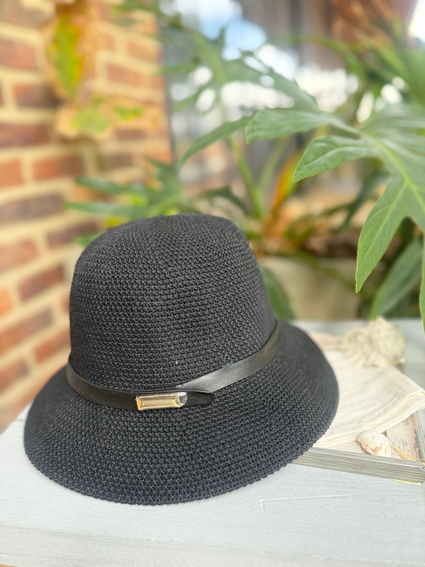 Sombrero redondo tejido