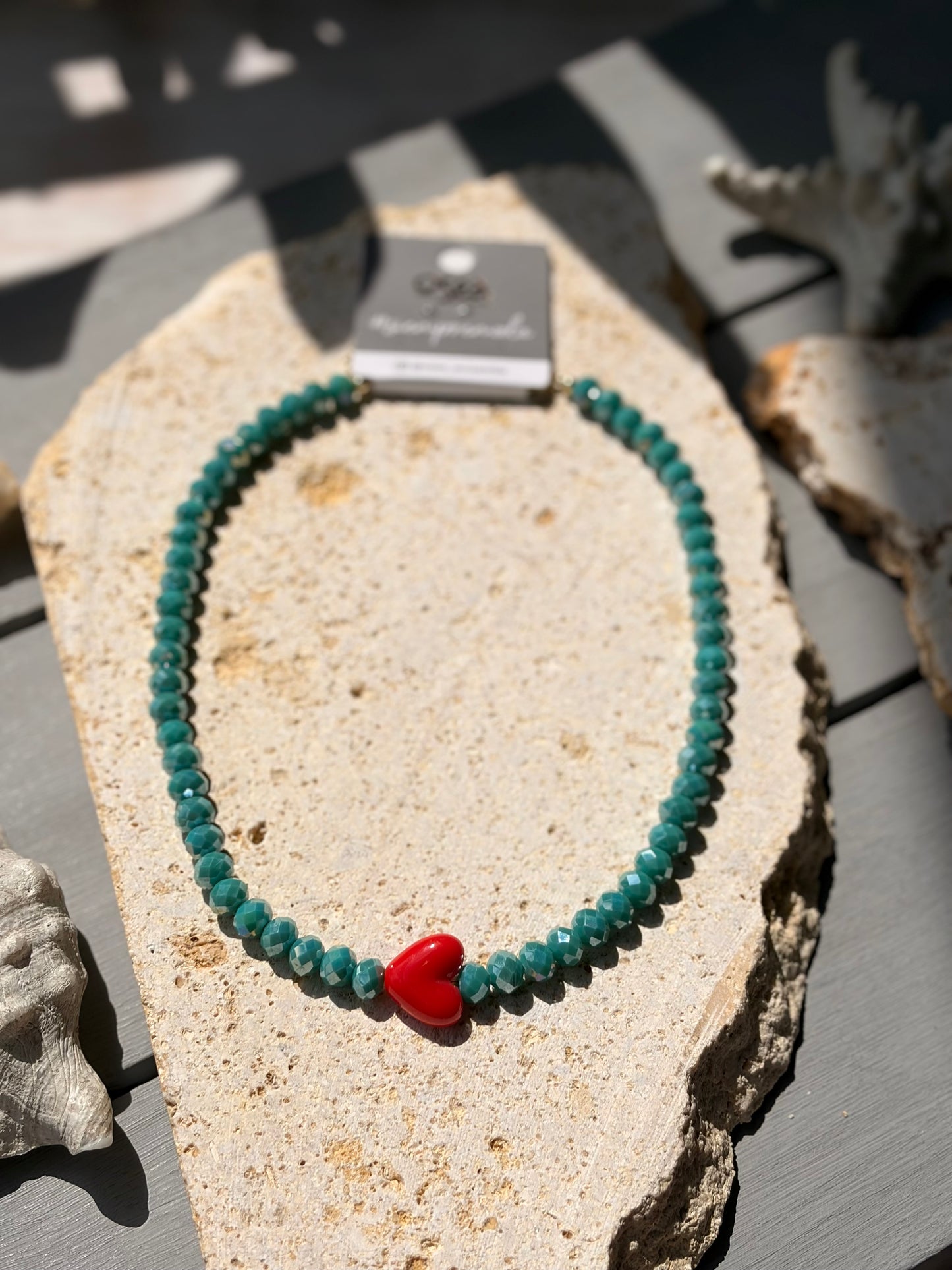 Collar corto murano y dije corazón