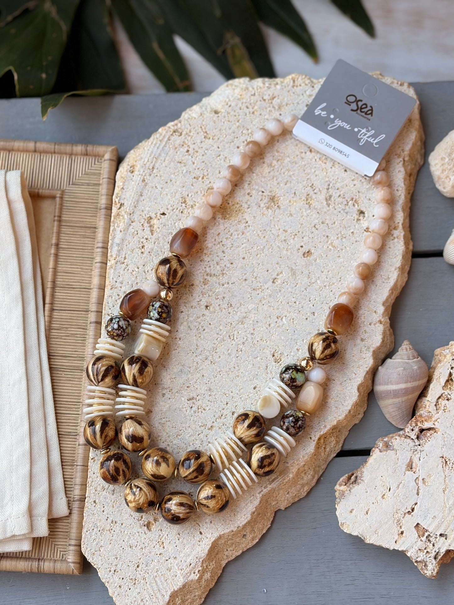 Collar resina animal print y mix de piedras