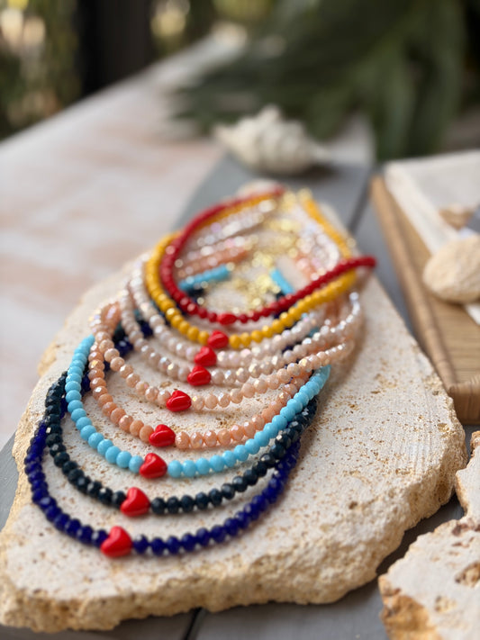 Collar en murano en colores dije corazón rojo