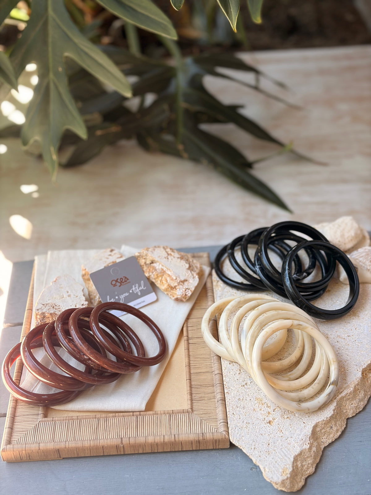 Set de aros o pulseras en resina