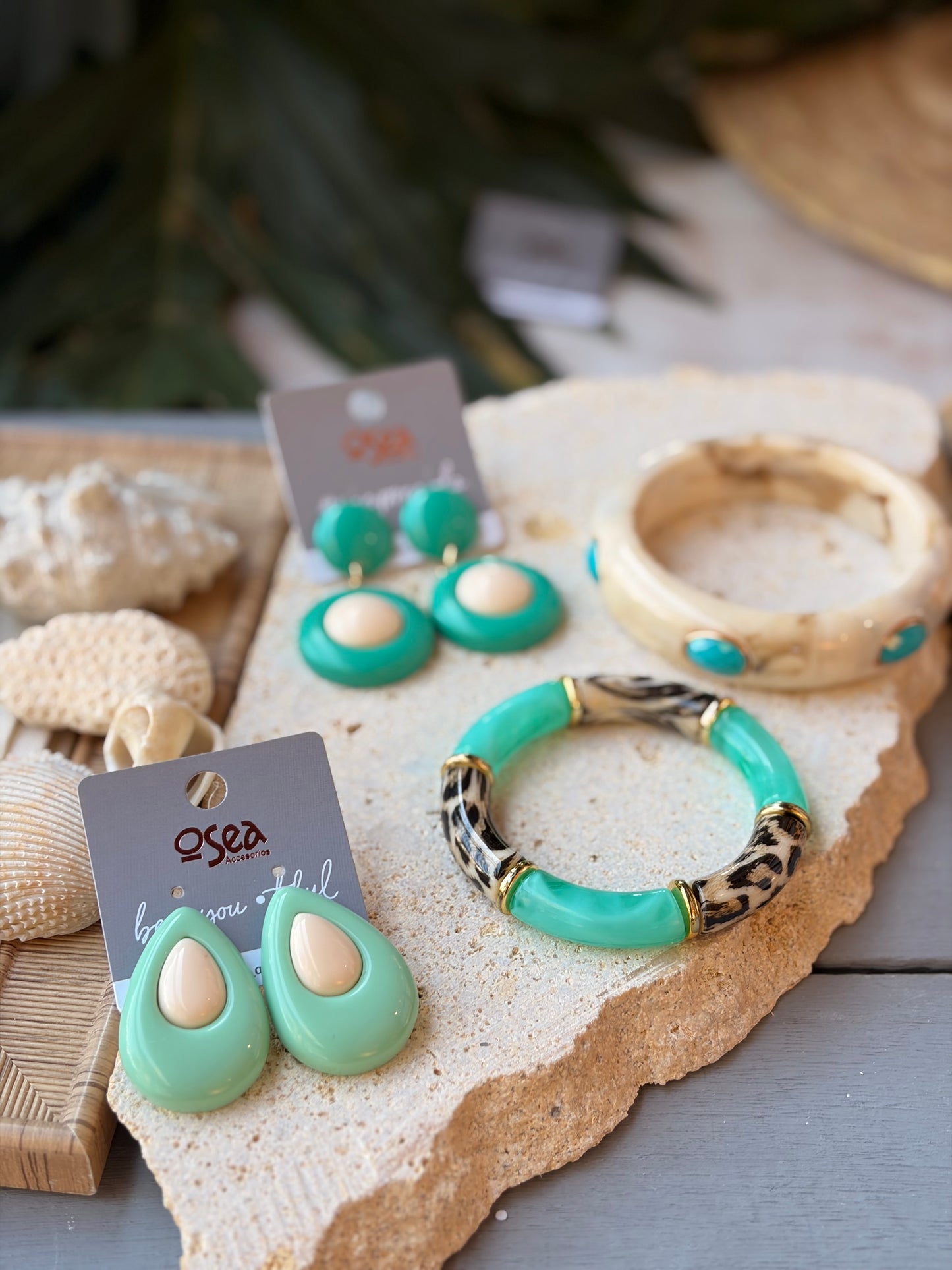 Aretes verde jade en fantasía