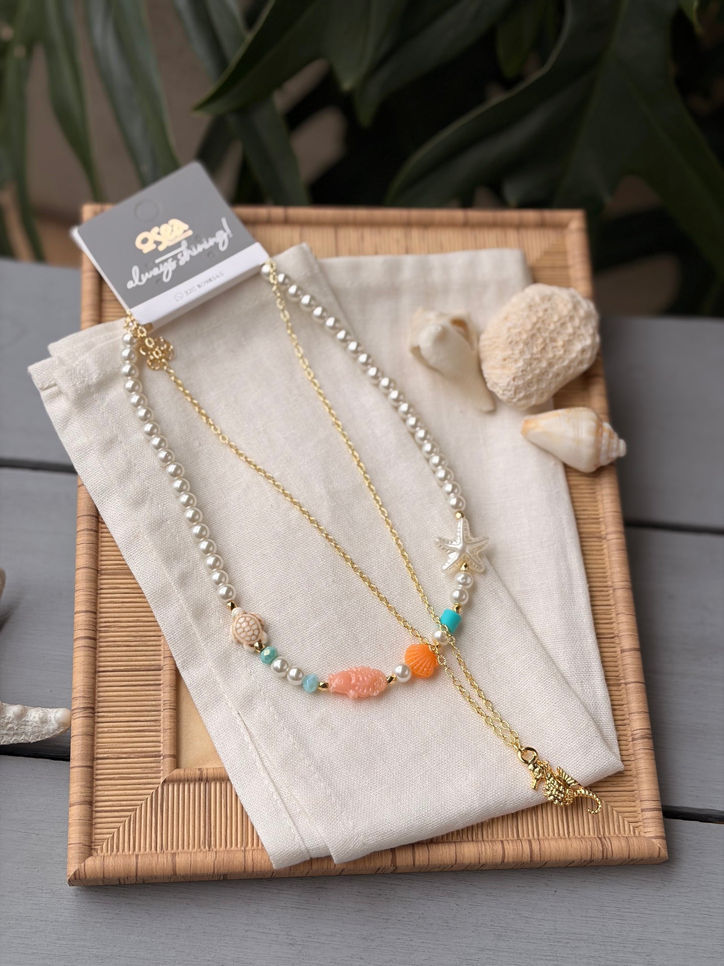 Collar doble rodinado y perlas dije caballito de mar