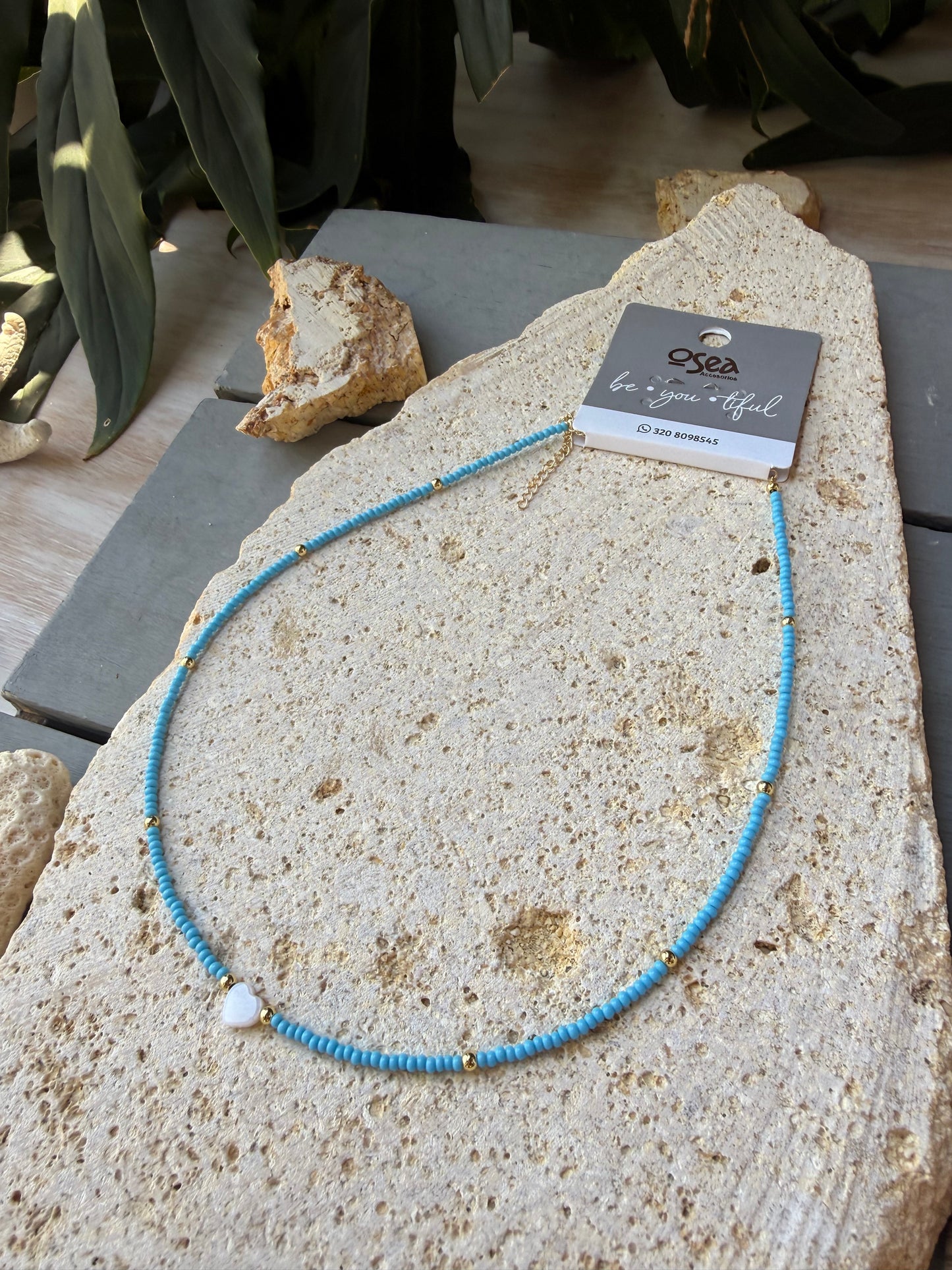 Choker mostacilla corazón nacar