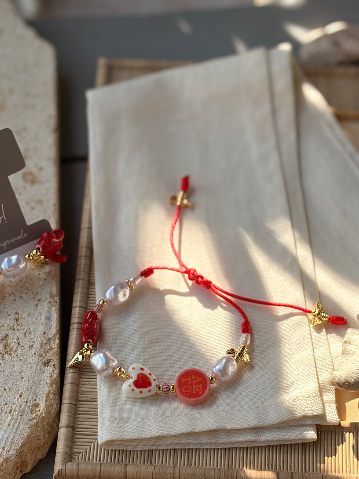 Pulsera hilo grueso love corazón