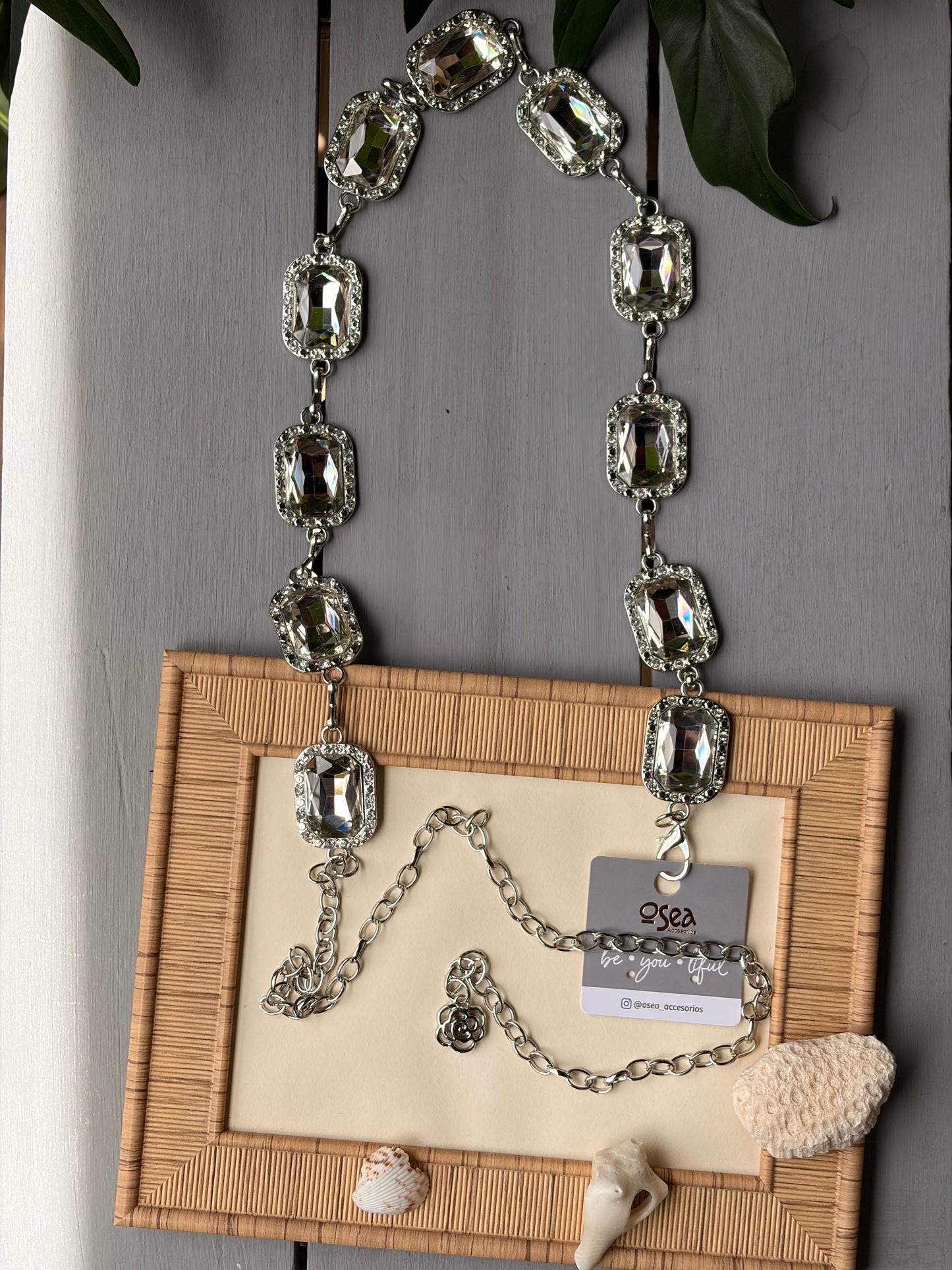 correa cadena piedra cristal