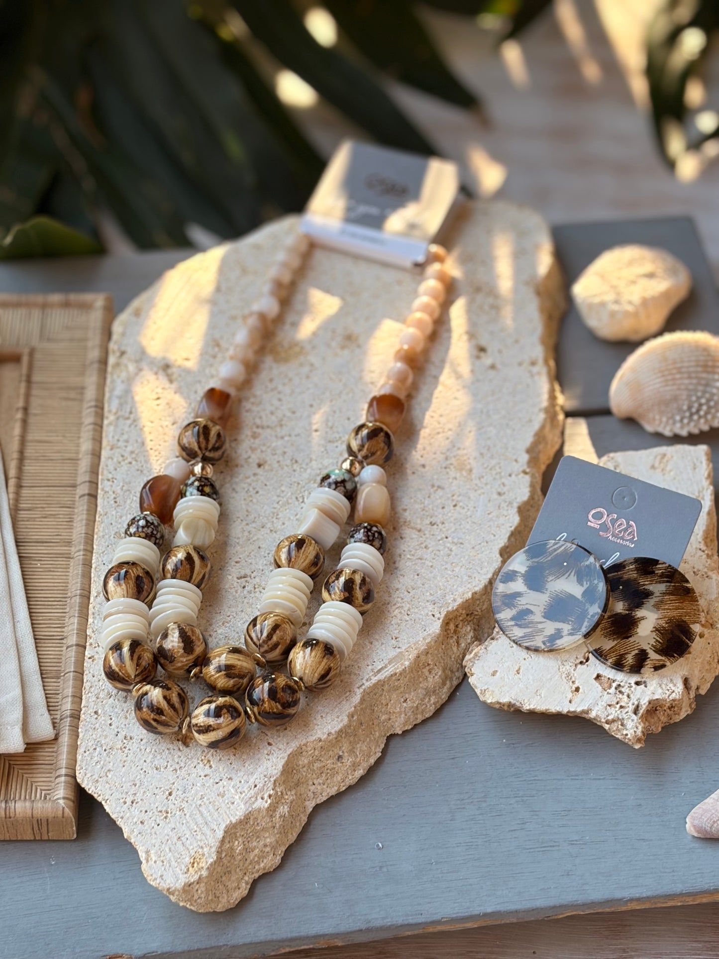 Collar resina animal print y mix de piedras