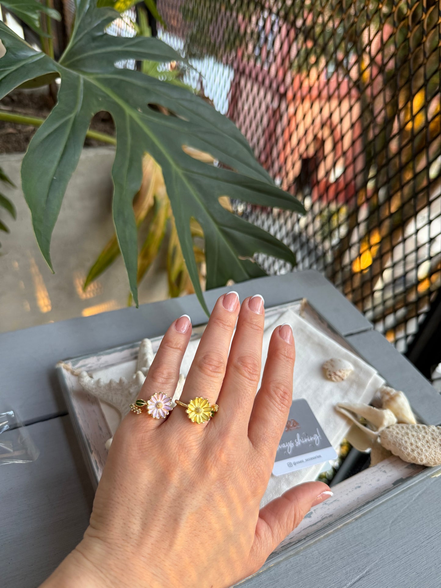 Anillo flor ajustable