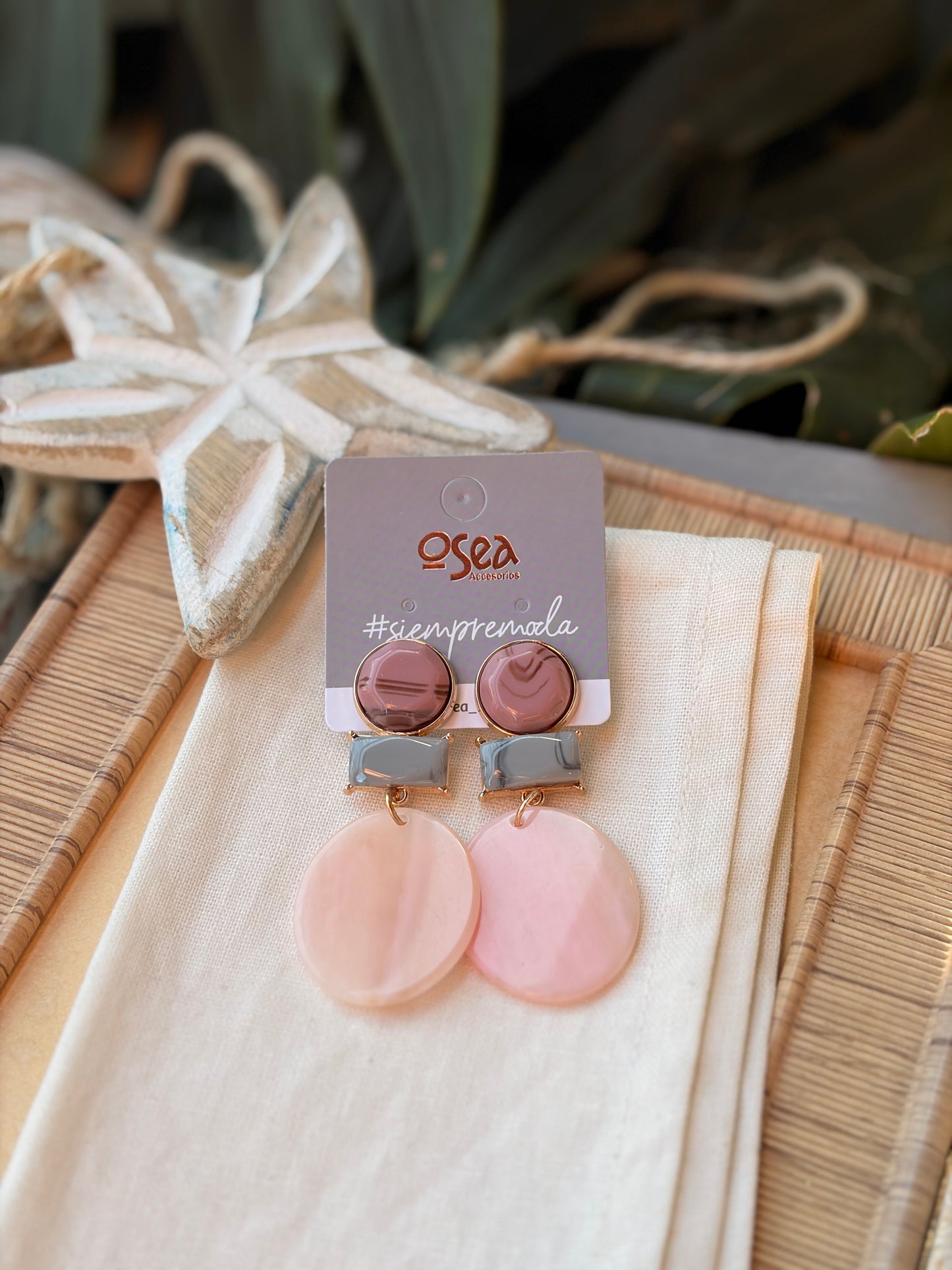 Aretes en resina colores pastel