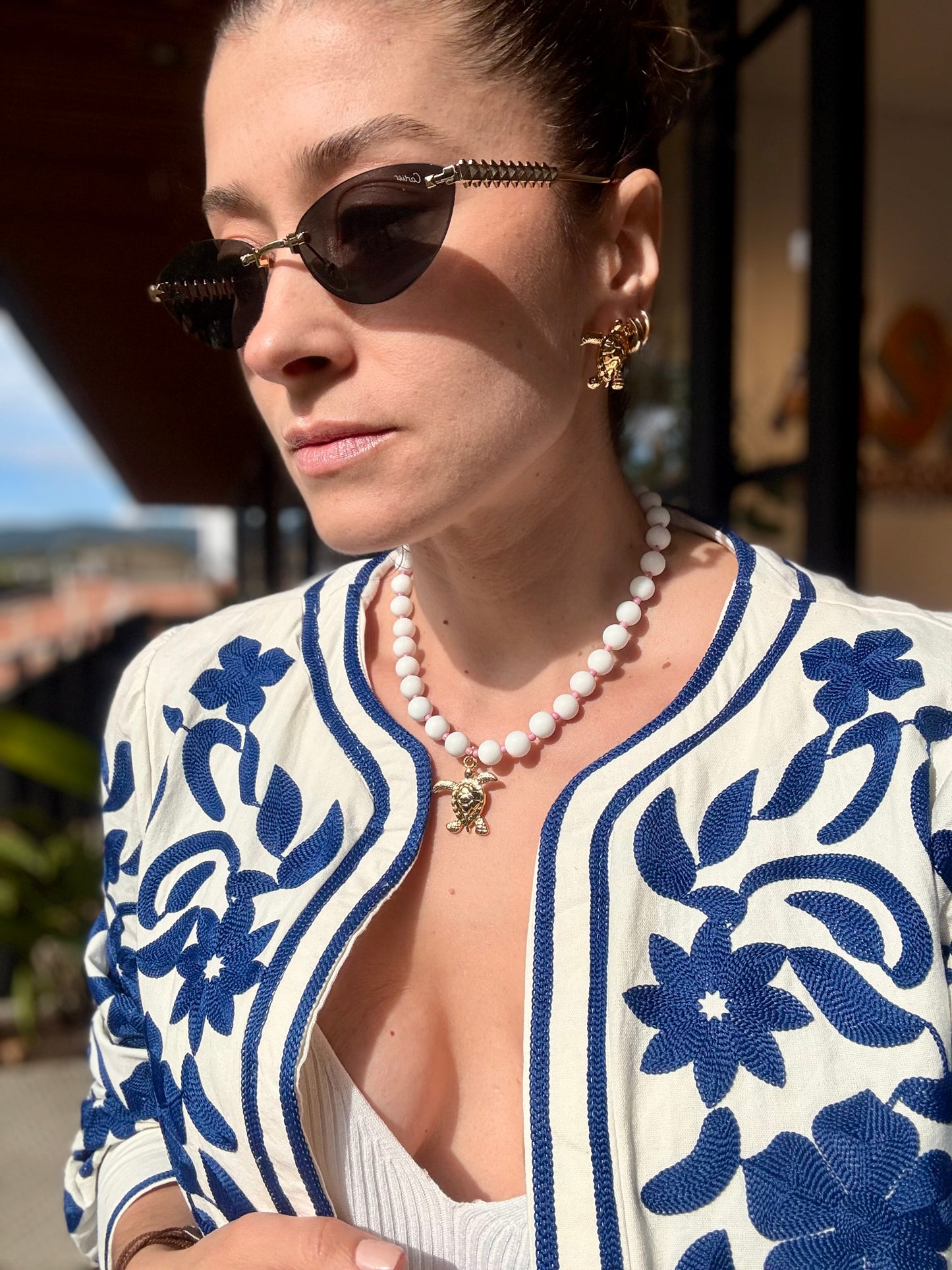 Collar blanco tortuga de mar