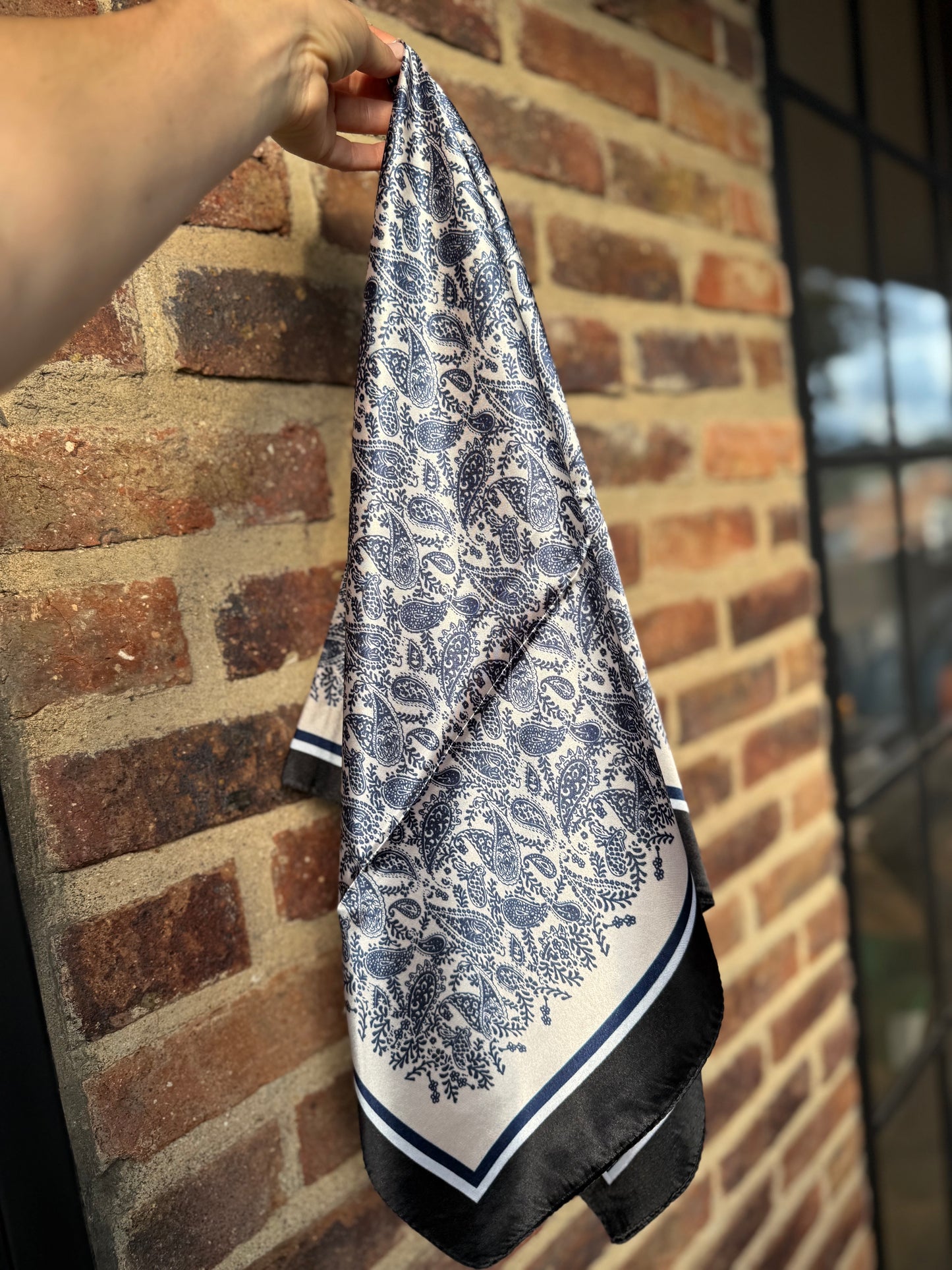 Pañoleta satinada 90x90