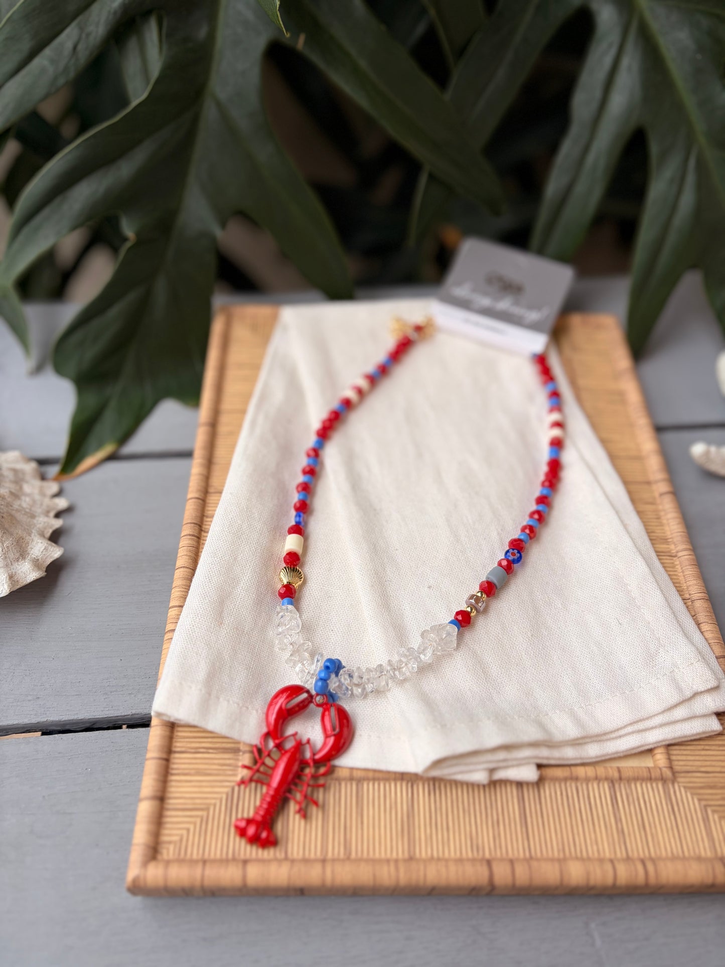 Collar playero rojo piedras dije langosta
