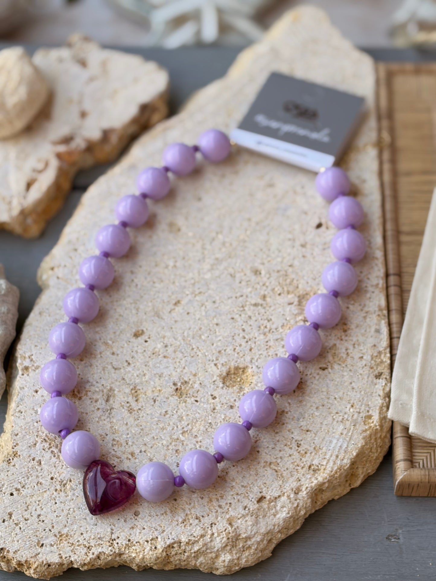 Collar bolas lila corazón degradé morado