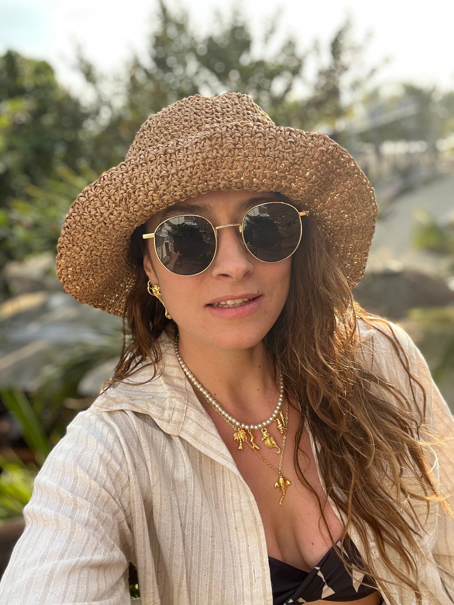 Sombrero o gorro tipo bucket hat en fique