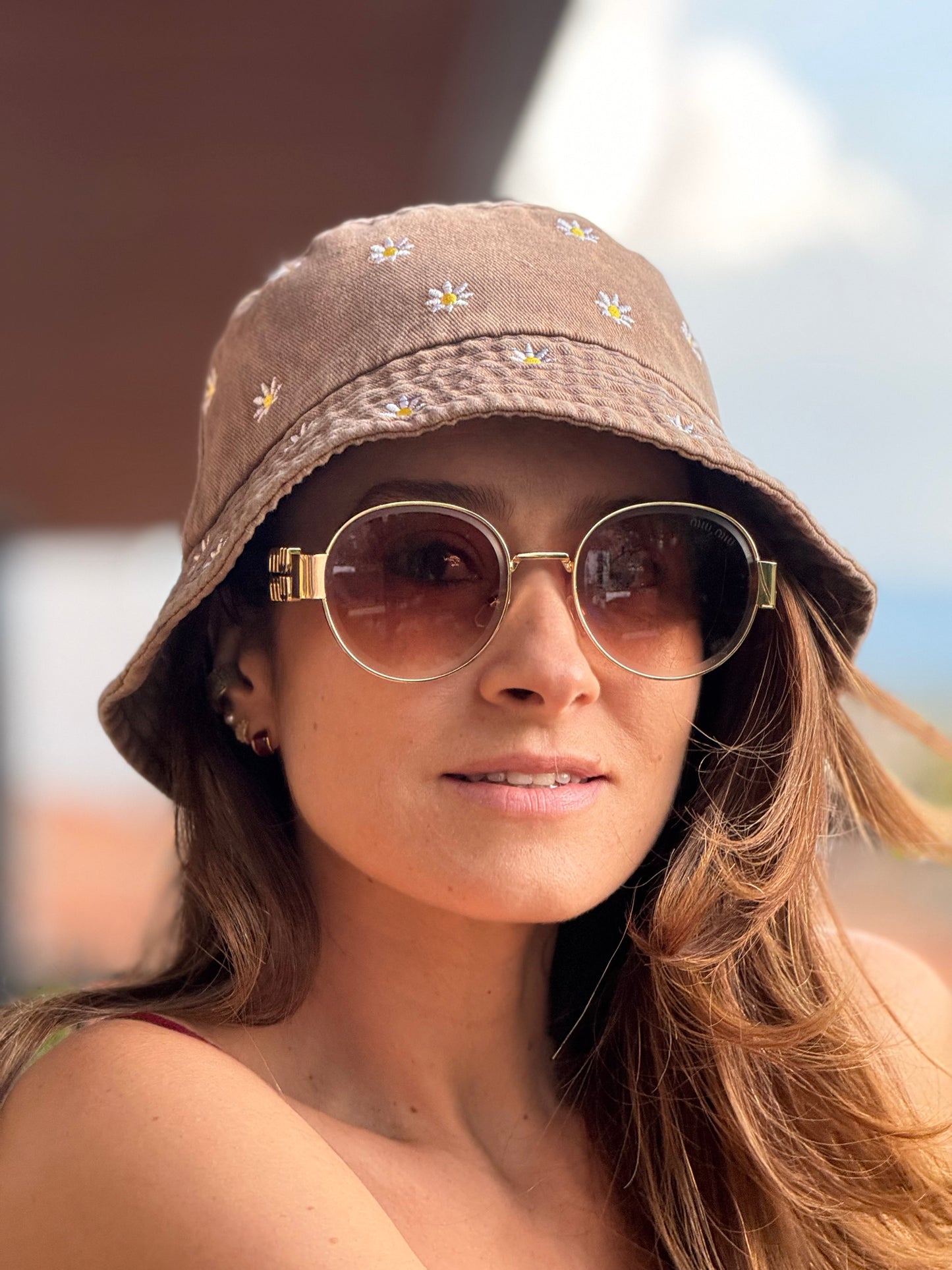 Bucket hat margaritas café