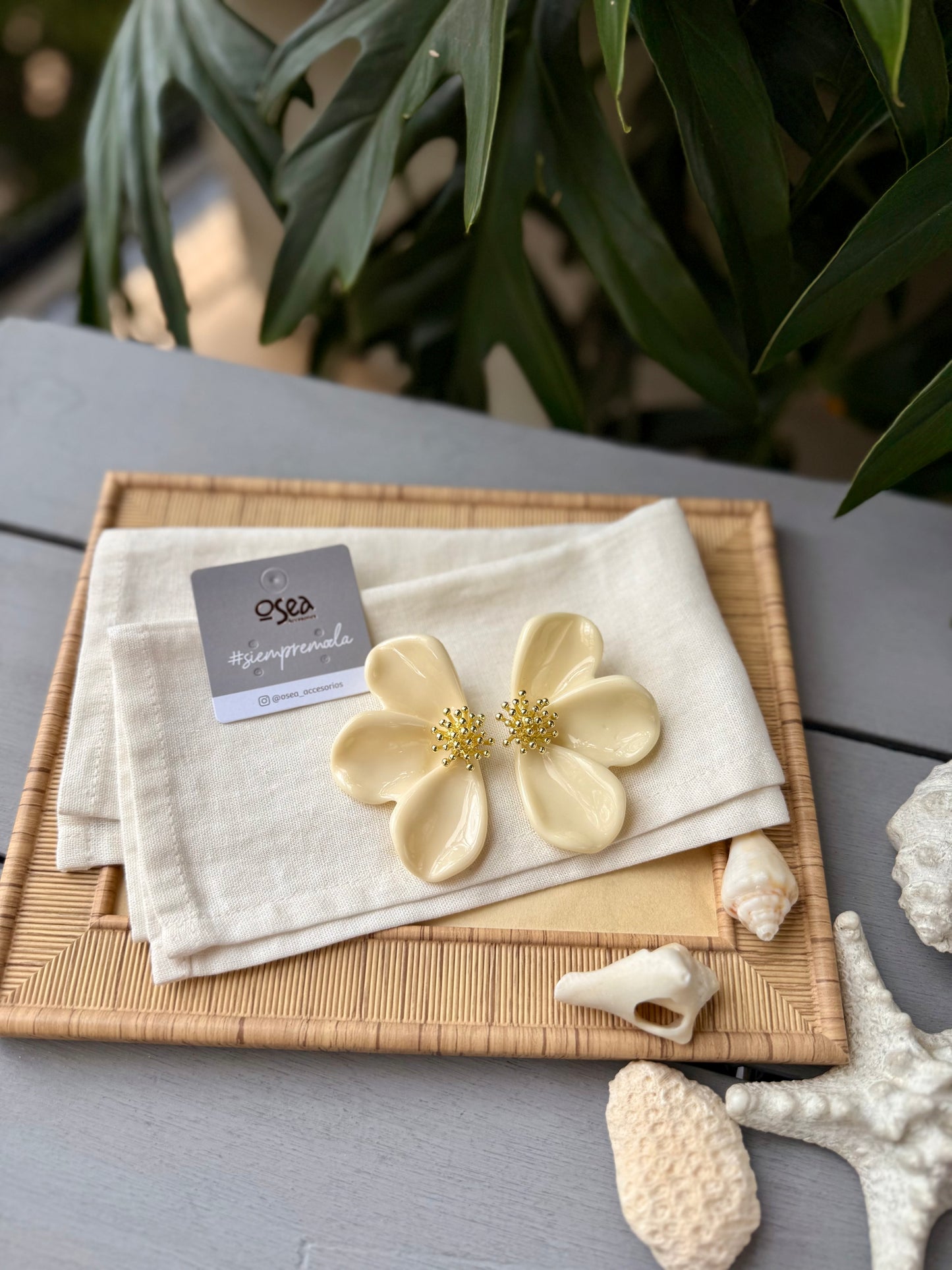 Maxi topo flor en resina