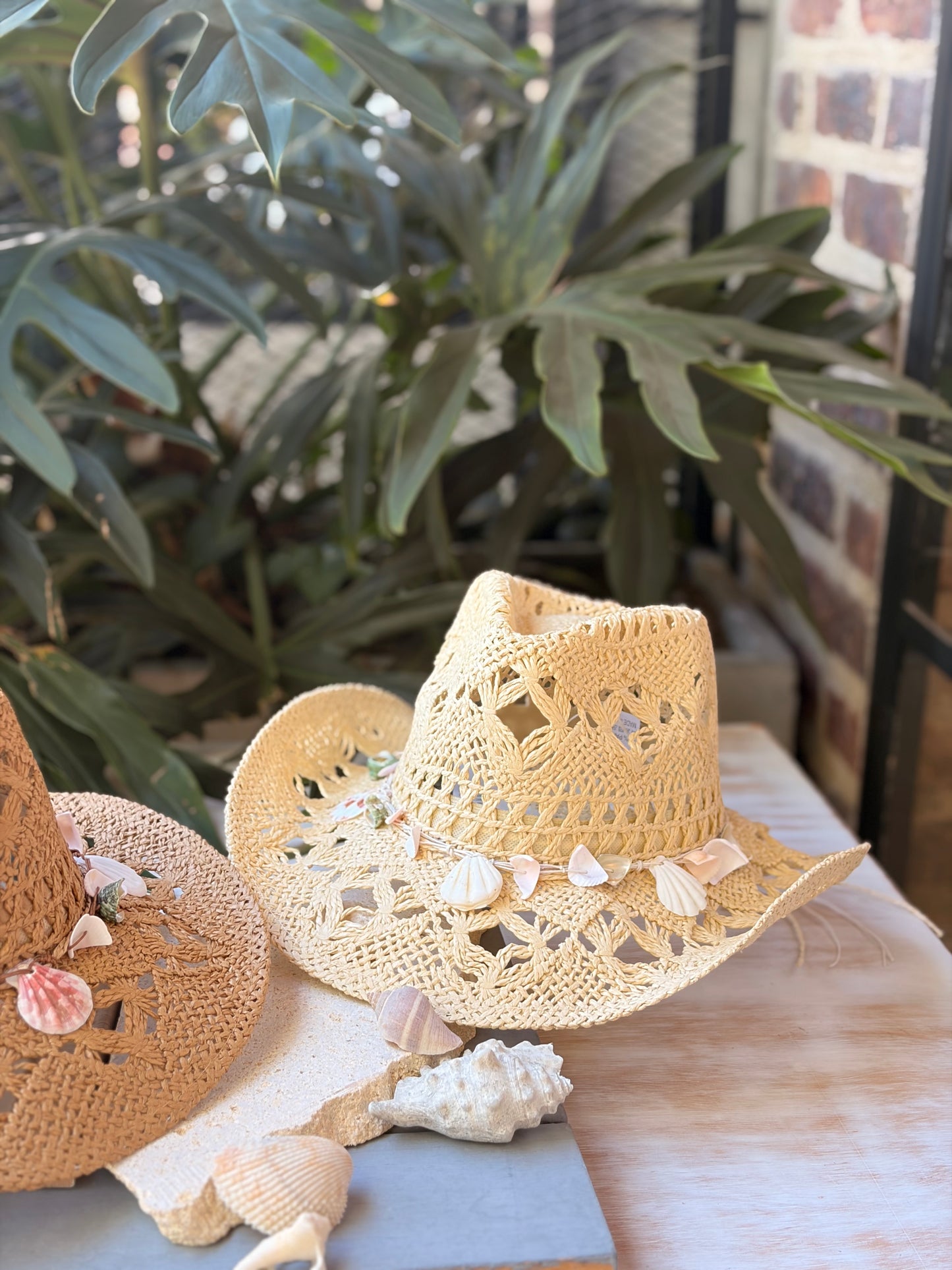 Sombrero tipo vaquero macramé dijes de mar