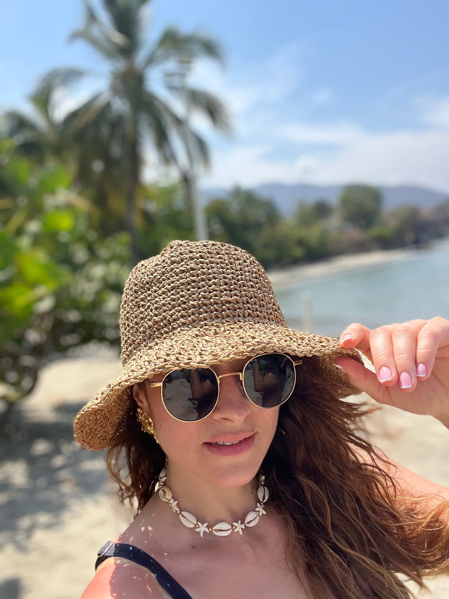 Sombrero o gorro tipo bucket hat en fique