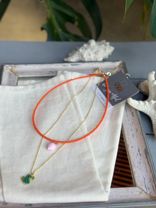 Collar doble mostacillas y cadena dijes