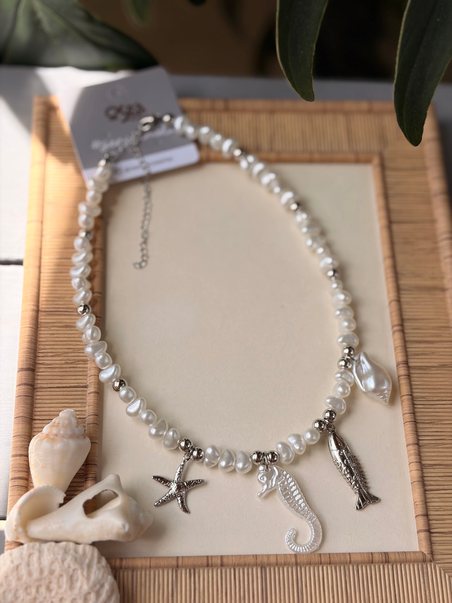 Collar dijes de mar acabado perlado