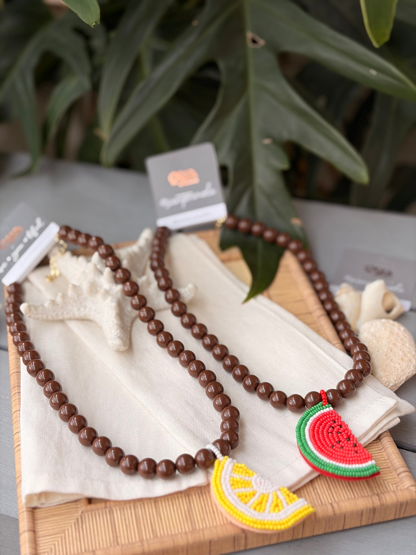 Collar bolas dije media fruta