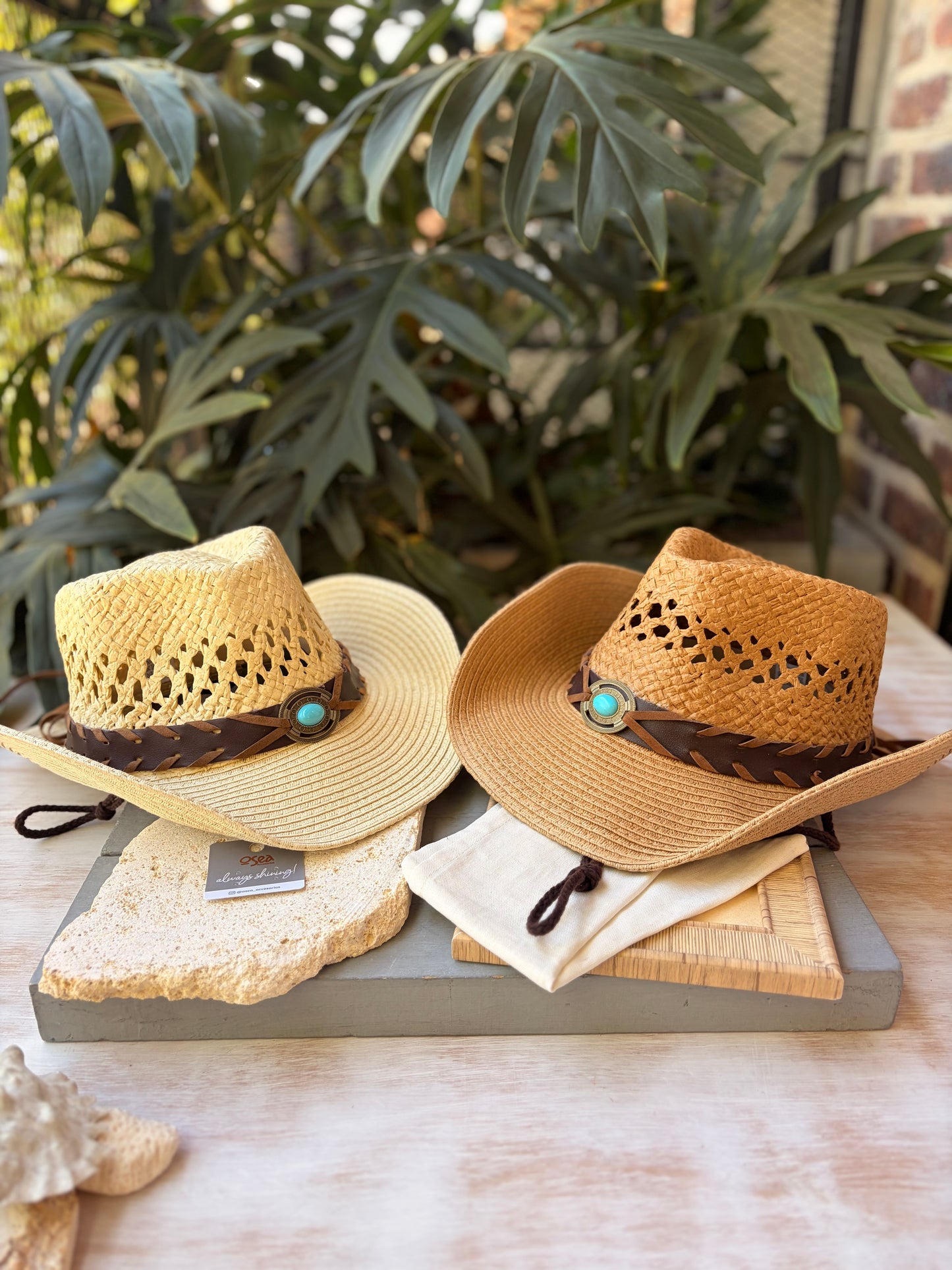 Sombrero tipo vaquero aplique turquesa